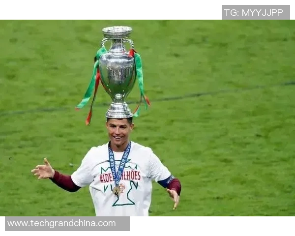 足球明星万恩的成长历程与辉煌成就全解析